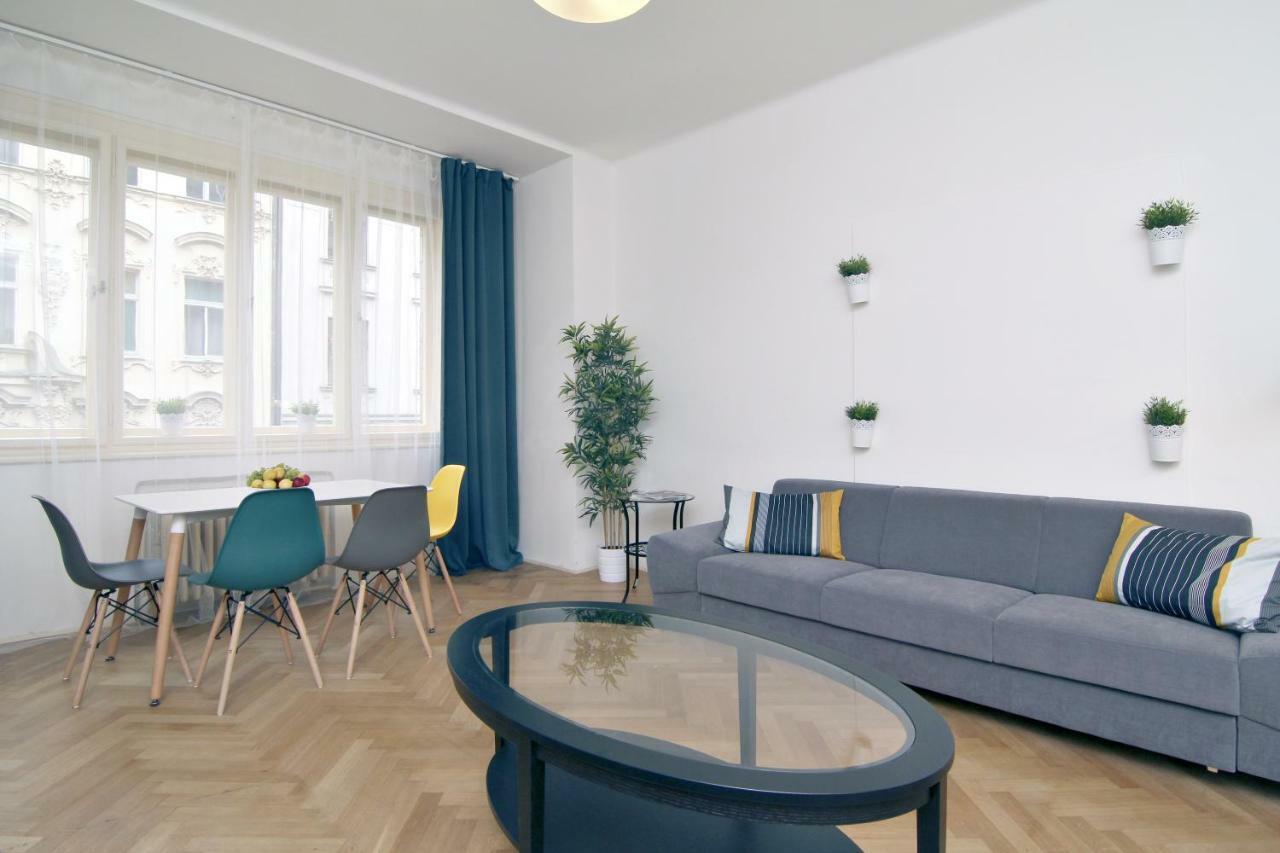 Apartamento With 2 Bathrooms Praga